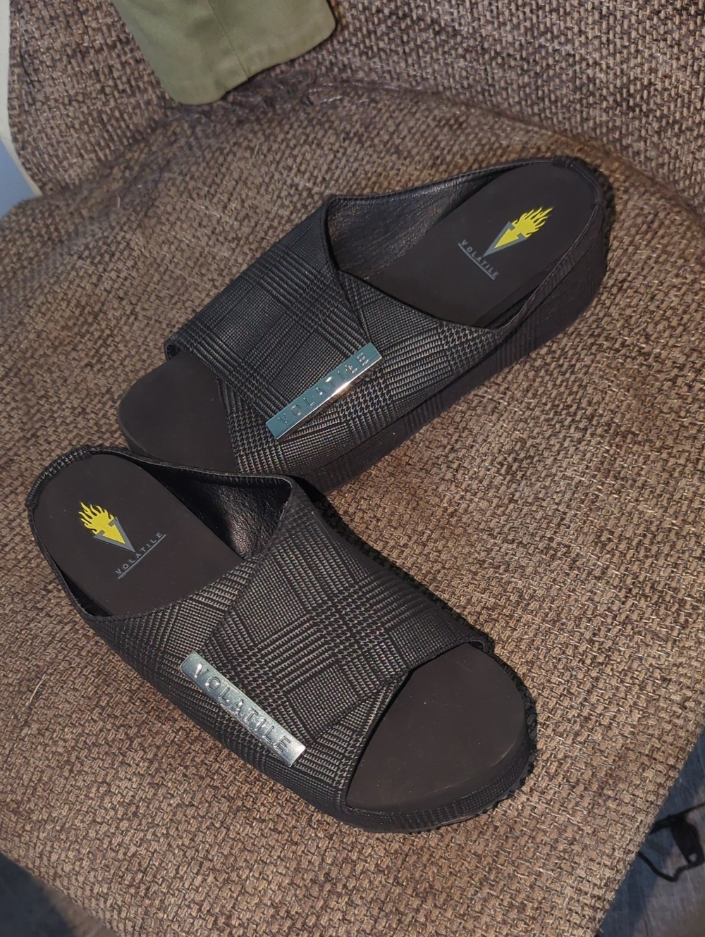 NWOT Volatile Black Women's Slide Sandals with Velcro